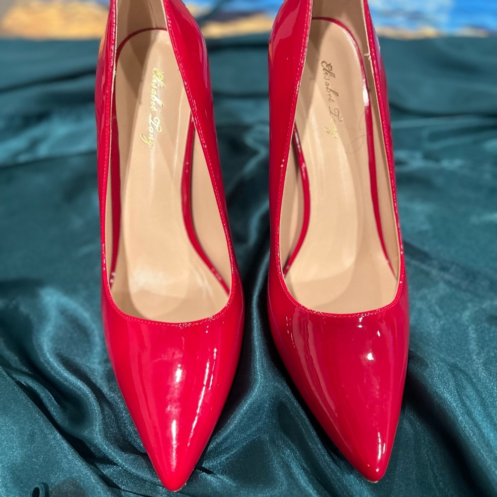 Elisabet Tang High Heels, Womens Pointed Toe Slip on Stilettos 9 (with box)